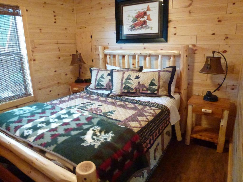 Brown'S Bay Resort Campbell River Room photo
