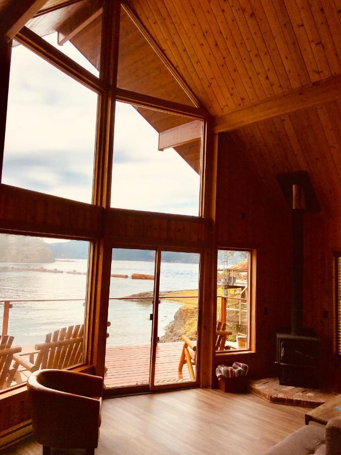 Brown'S Bay Resort Campbell River Exterior photo